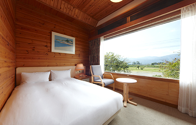 2階 山側 セミダブルルーム